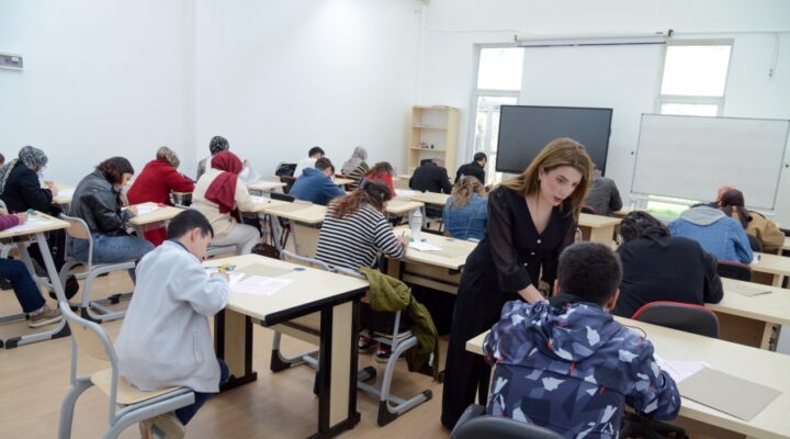 E-KPSS adaylarına hem prova hem moral desteği