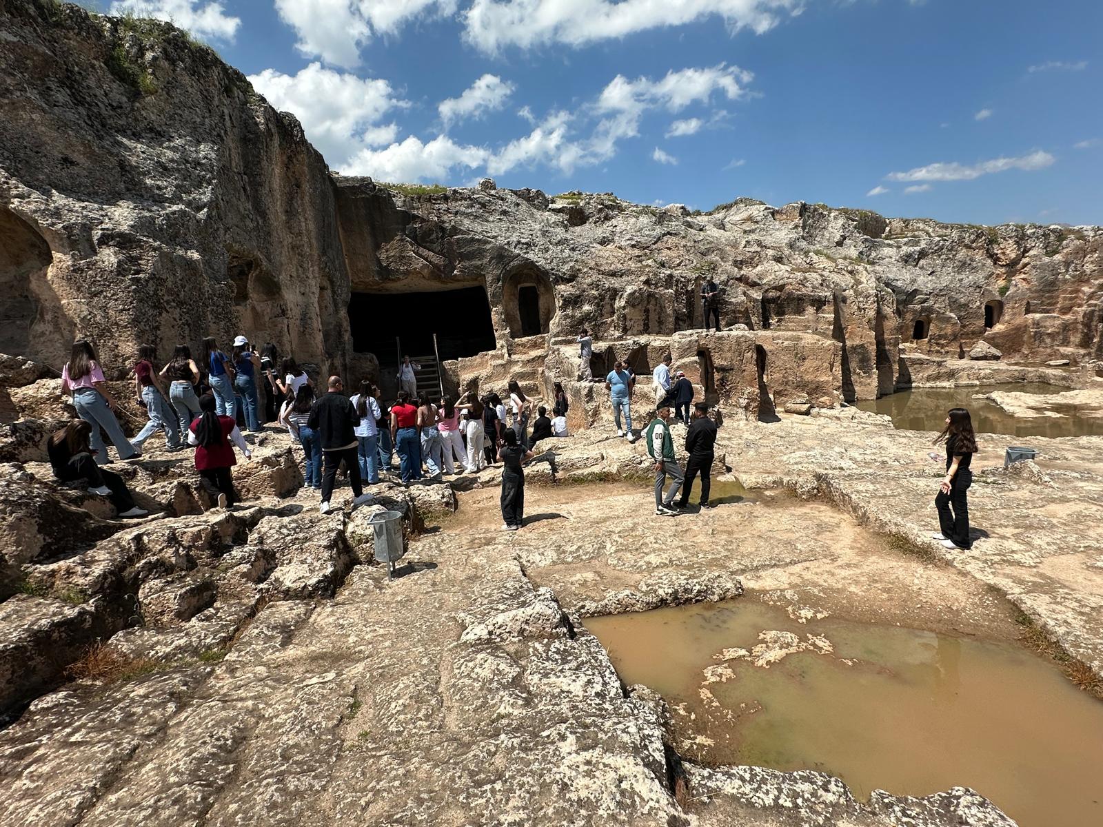 Kadınlar ve çocuklar kentin tarihiyle buluştu