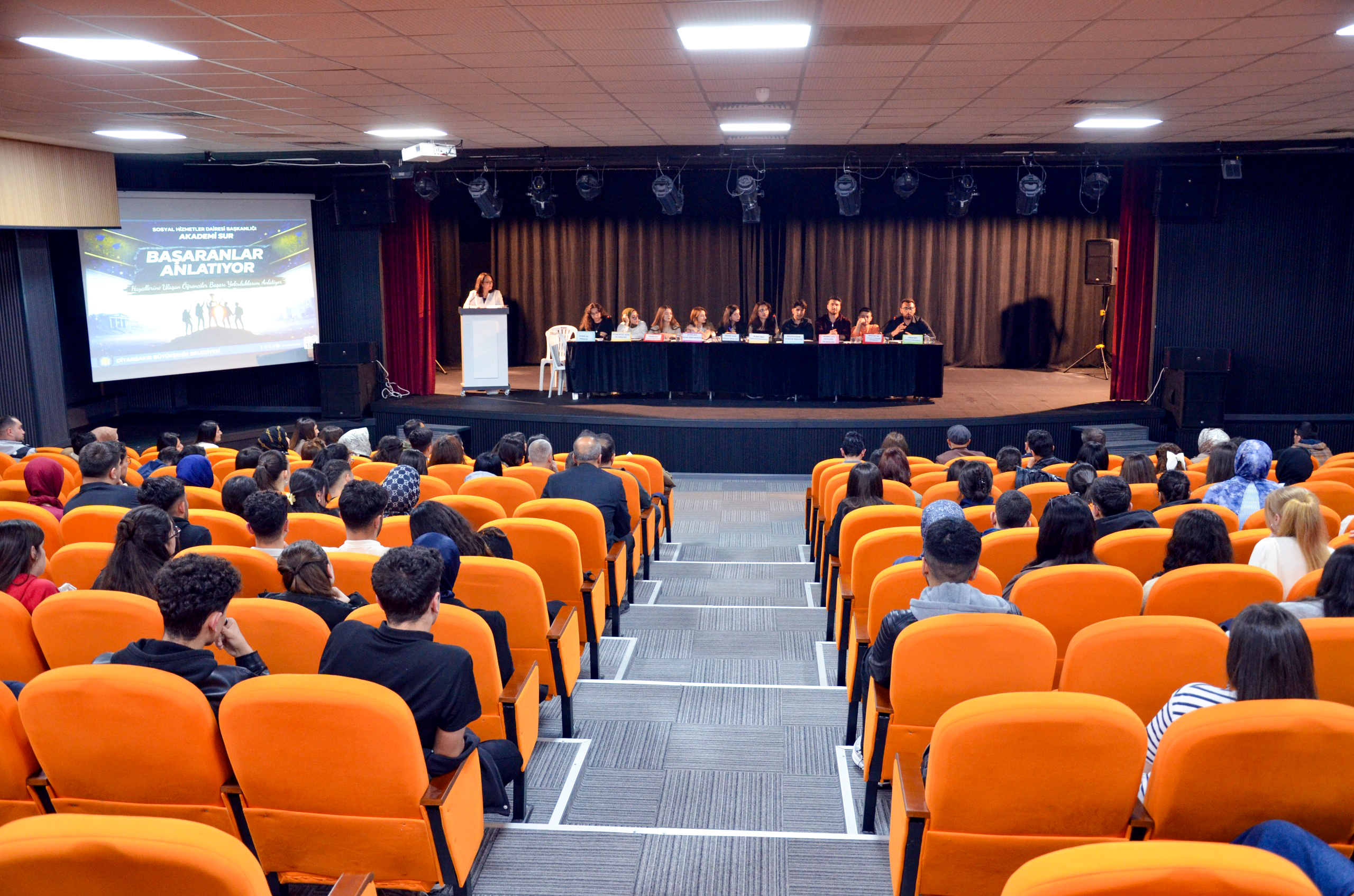 Akademi Sur öğrencilerine başarı deneyimleri aktarıldı