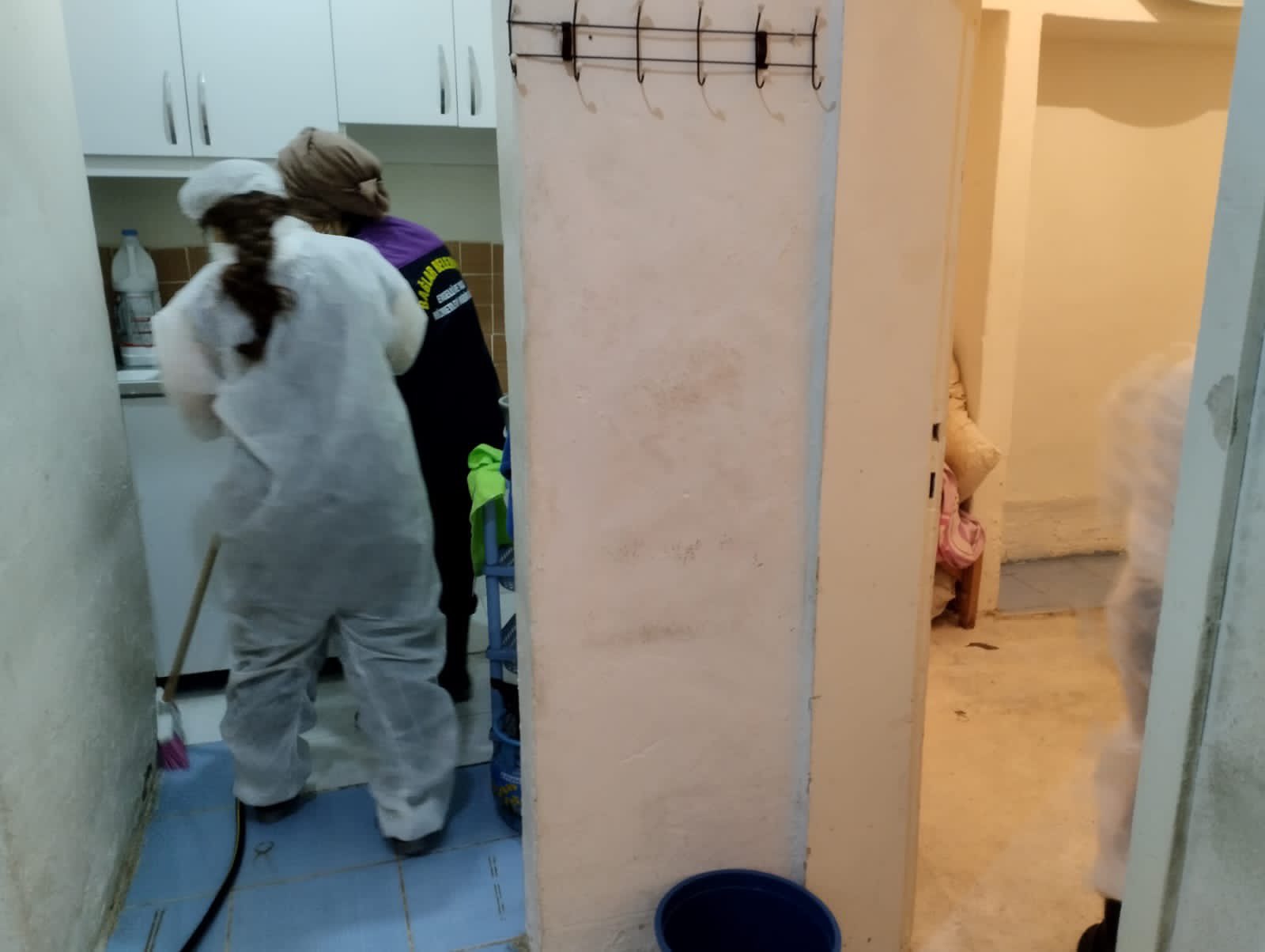 Bağlar Belediyesi, Bayram Öncesi Engelli ve Yaşlı Yurttaşlara Temizlik Desteği Sağladı