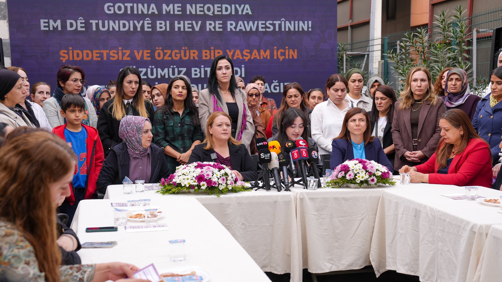 25 Kasım Etkinliklerinin Startı Rojin Kabaiş Dayanışma Merkezi’nde Verildi