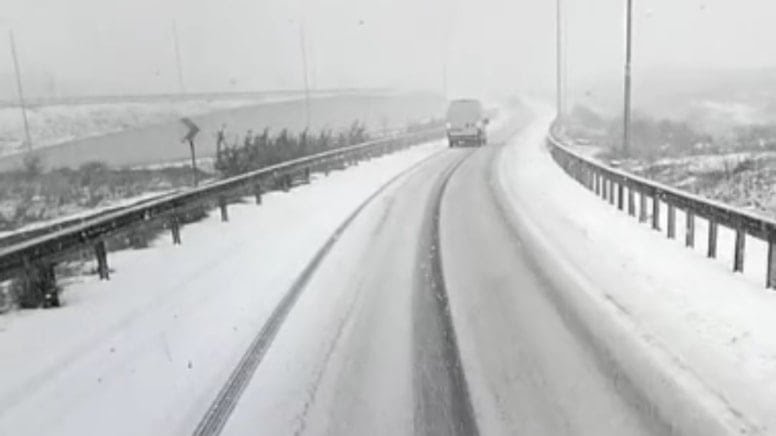 Büyük gün geldi: Kütleler İstanbul’a giriş yaptı, kar yağışı başladı