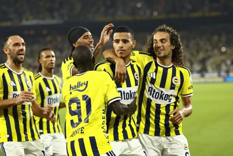 Fenerbahçe’de gözler Roma maçında!