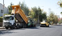 11 kilometrelik 11 cadde ve bulvara 30 bin ton asfalt serildi
