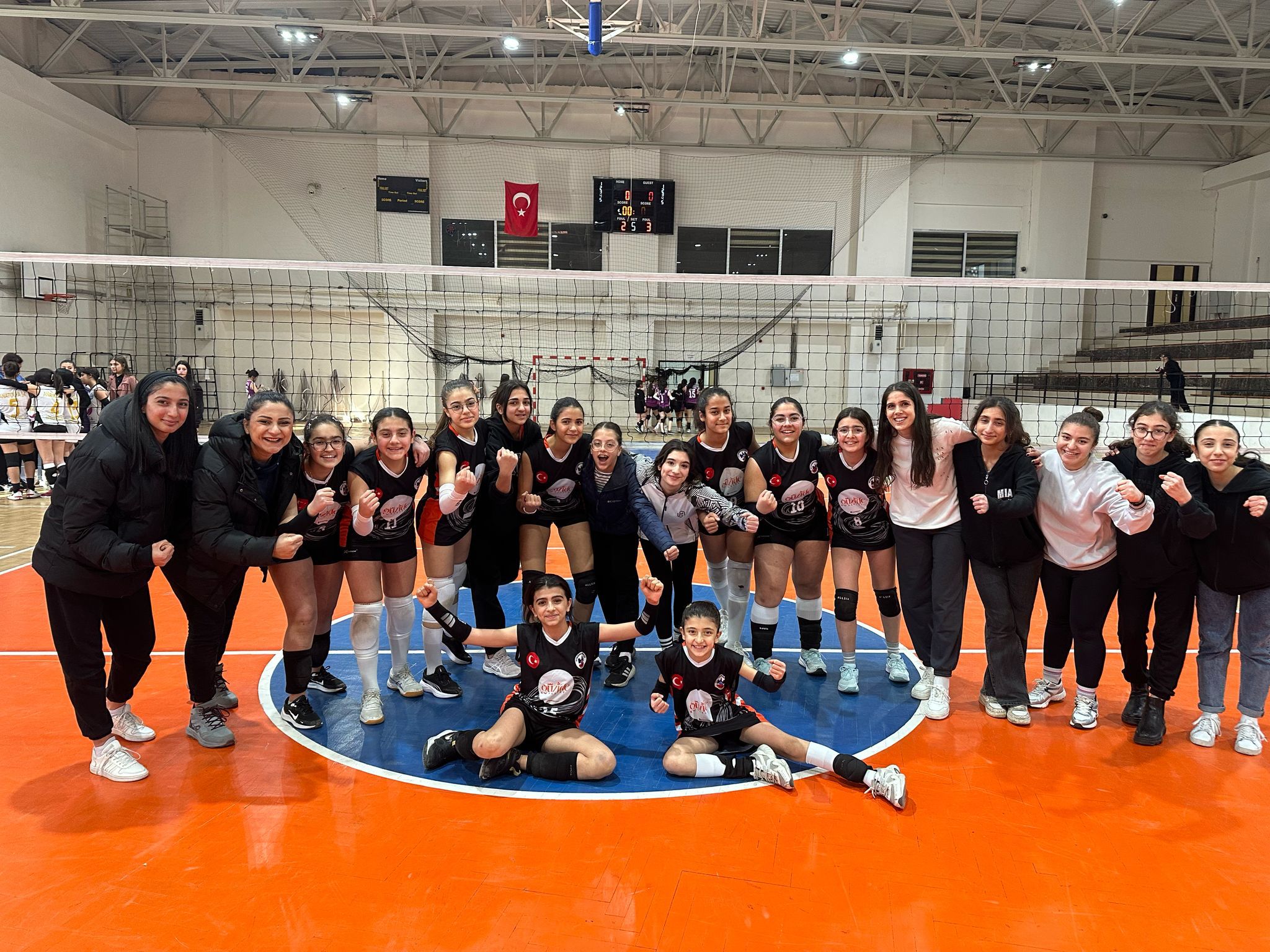 Diyarbakır Star Voleybol Takımı Çeyrek Finalde Taraftar Desteği Bekliyor