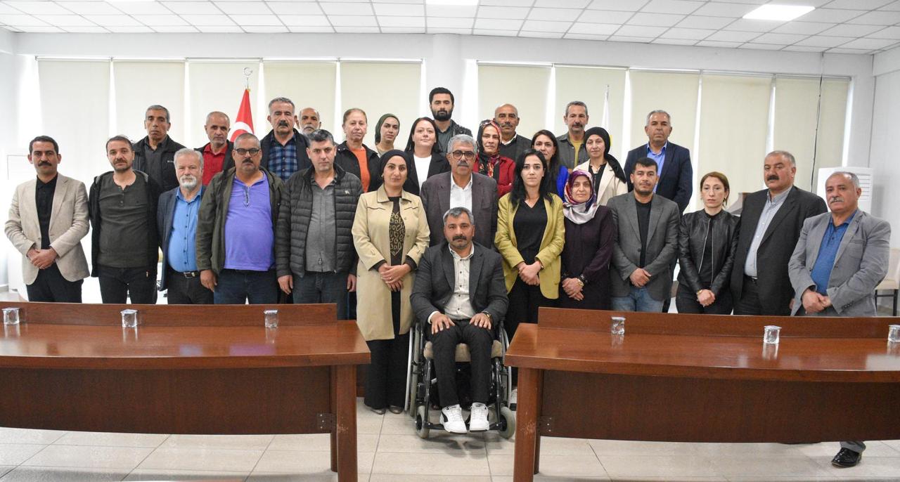 Diyarbakır Bağlar’da Eş Başkanlar da maaş almayacak; Borç 553 milyonu aştı!