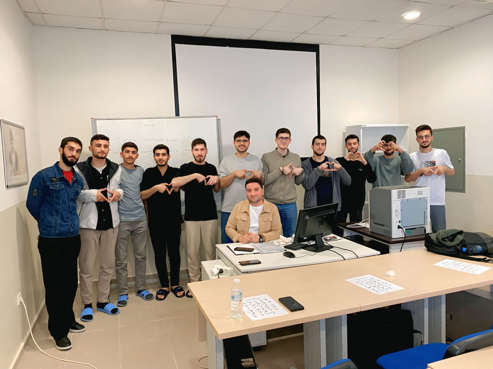 Diyarbakır’da KYK Yurdunda öğrencilere İşaret Dili Kursu