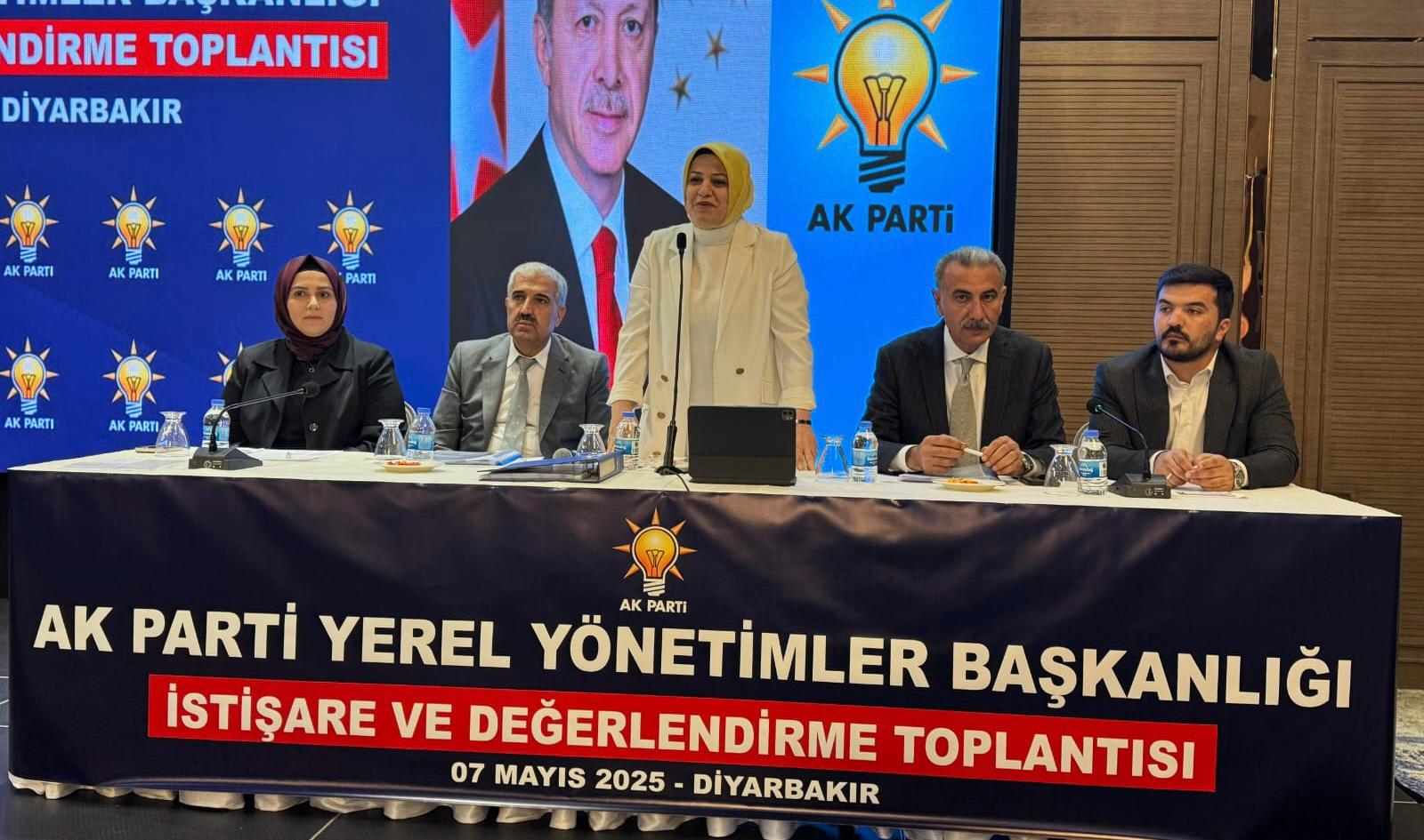 AK Parti Diyarbakır il başkanlığı  Teşkilatında Yerel Yönetimler Zirvesi