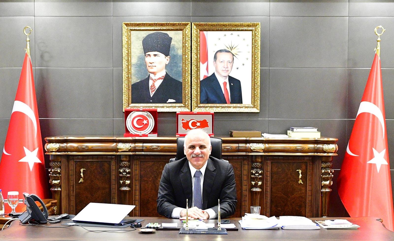 Diyarbakır Valisi Zorluoğlu’ndan bayram mesajı