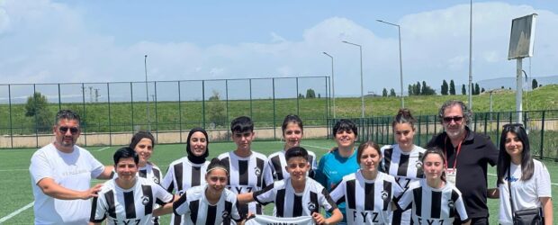 Silvanspor kadın futbol takımı Muş’ta fırtına gibi esti