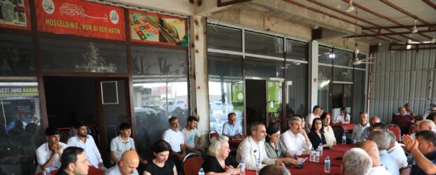 Kayapınar Belediyesi Eş Başkanları halkı dinlediler