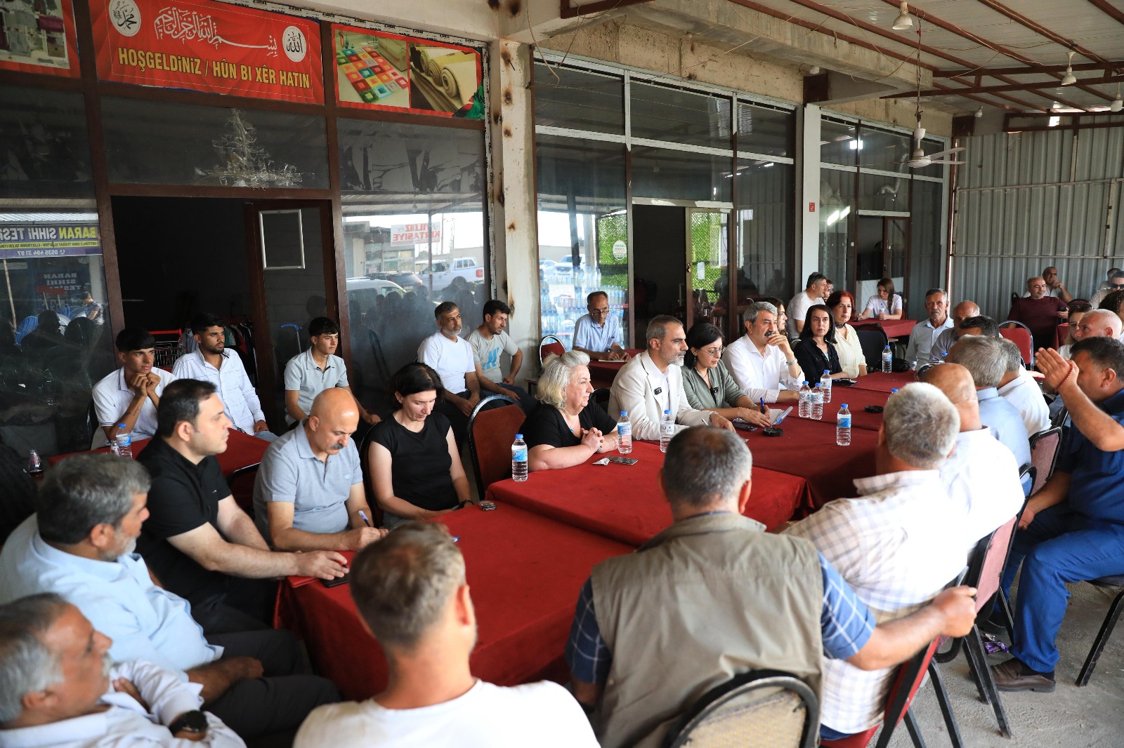 Kayapınar Belediyesi Eş Başkanları halkı dinlediler