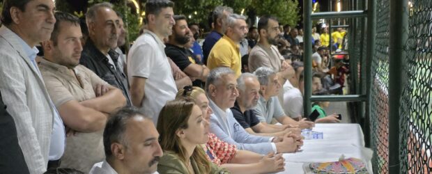 Bismil’de ‘Vedat Aydın spor Turnuvası’nda anlamlı pankartlar açıldı