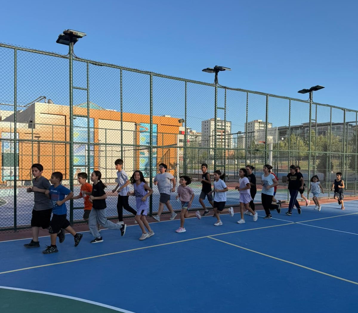 Kayapınar Belediyesi 8435 çocuğu sporla buluşturdu