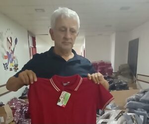 Diyarbakır’da Okul Kıyafeti Tartışması: “Bizi Hedef Göstermek Yanlıştır”