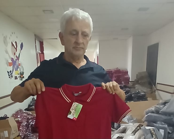 Diyarbakır’da Okul Kıyafeti Tartışması: “Bizi Hedef Göstermek Yanlıştır”