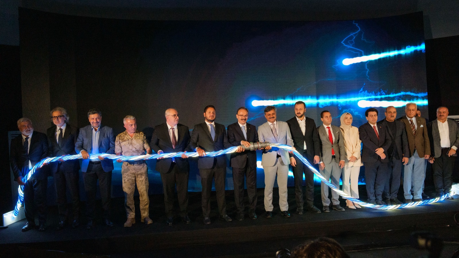DİCLE ELEKTRİK’İN YATIRIMLARI SİİRT’İ TÜRKİYE’YE ÖRNEK YAPTI