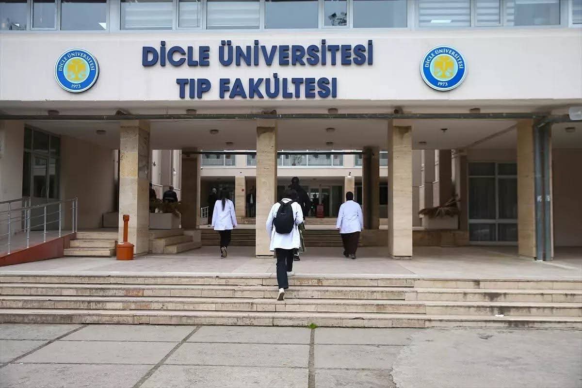 Dicle Üniversitesi’nden Tarihi Tıp Başarısı  Tıp Fakültesi Dünya Sıralamasına Girdi