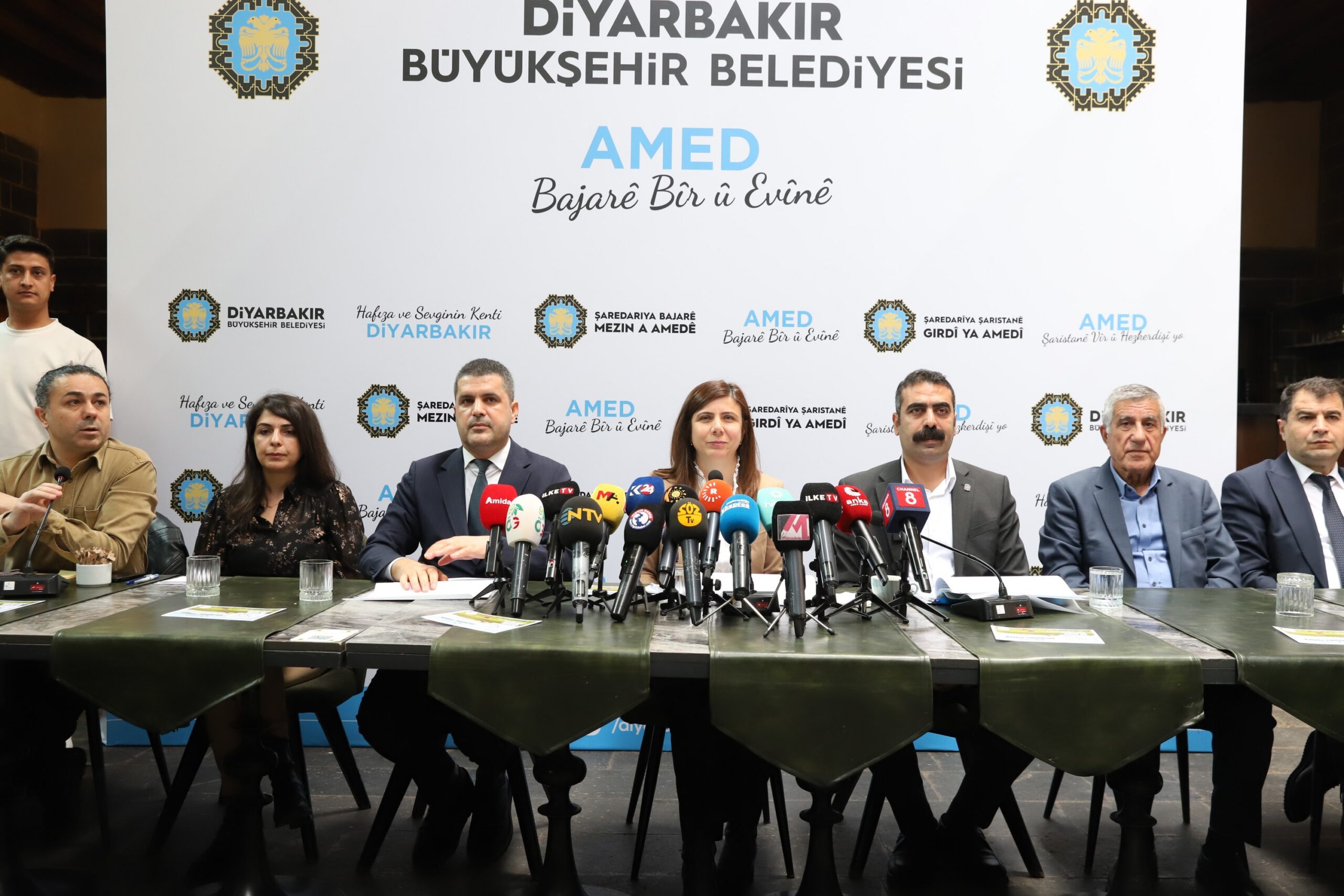 Eş Başkanlar, bir yıllık faaliyet raporunu açıkladı
