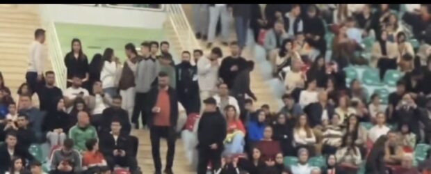 Gözler Diyarbakır Halayında! #Diyarbakır