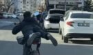 Diyarbakır’da yüzüstü yatarak motosiklet sürdü  #diyarbakır #spring