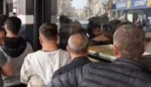 Bağlar’da Tatlıcı Dükkanında Uzun Kuyruklar Oluştu