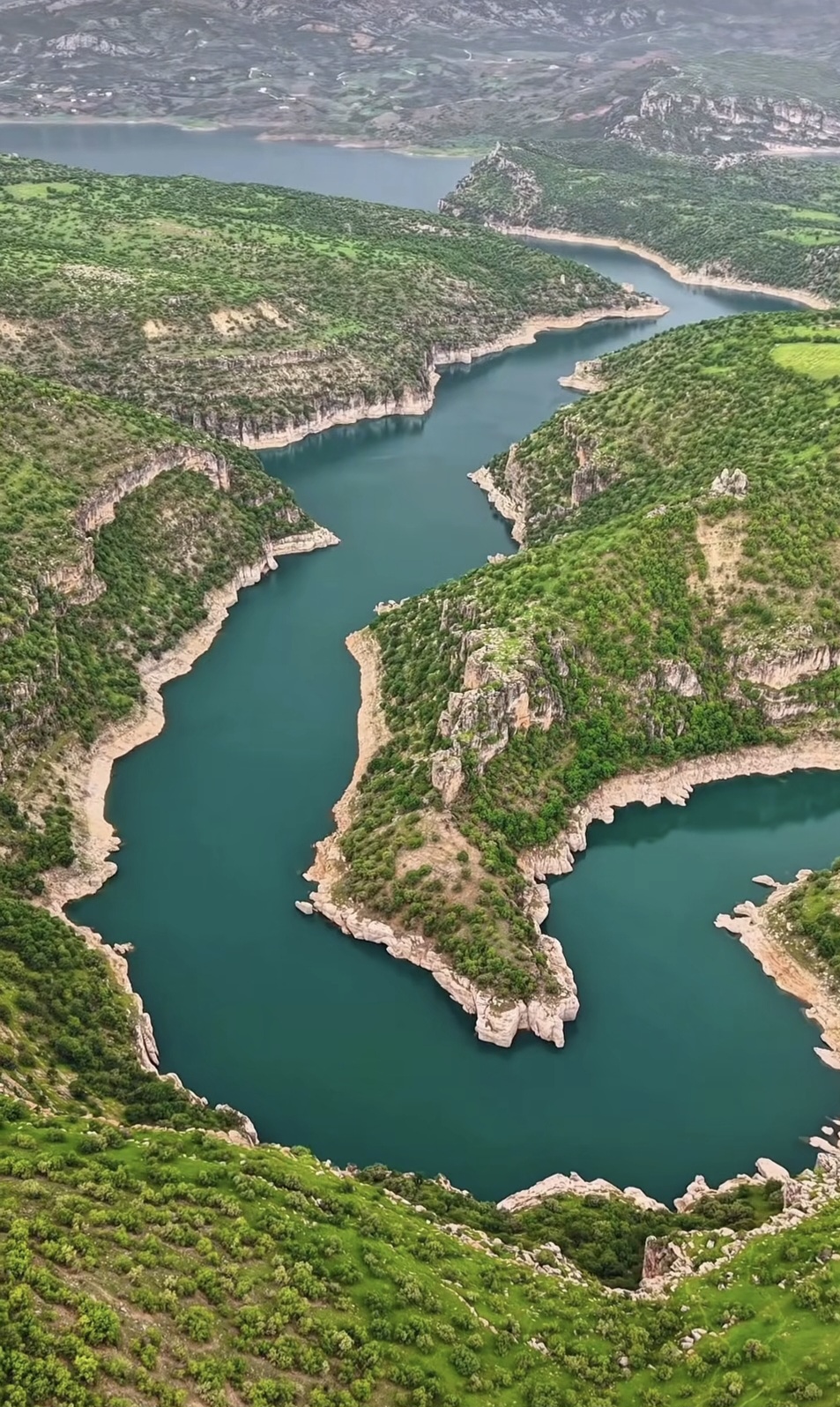 Diyarbakır’ın Dicle ilçesinin Saklı Cenneti: Timsah Kanyonu