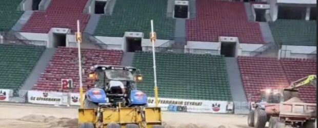 Diyarbakır Stadyumu’nda Zemin Yenileme Çalışmaları Hız Kesmiyor