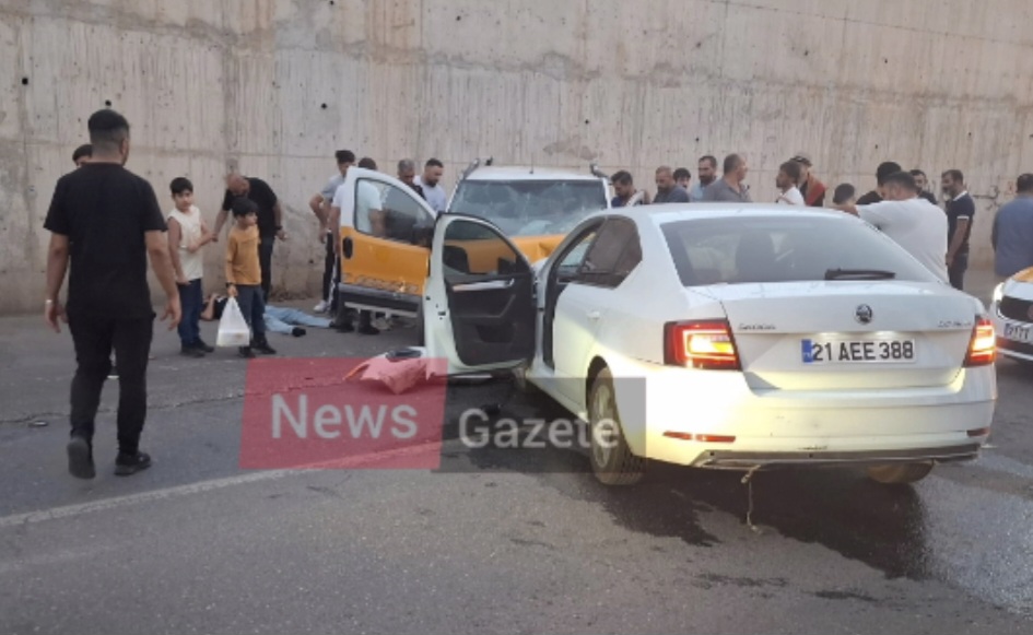 Diyarbakır On Gözlü Köprü Yolunda Kaza