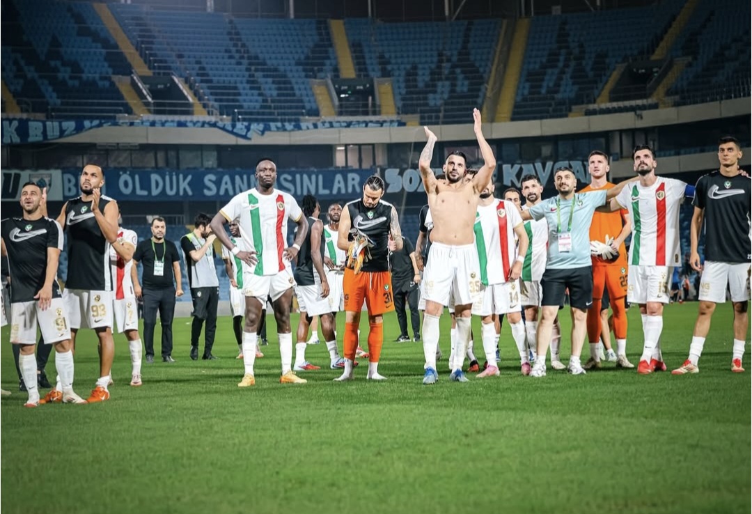 Amedspor’dan Gol Yağmuru: Adana Demirspor’u 8-1 Mağlup Etti