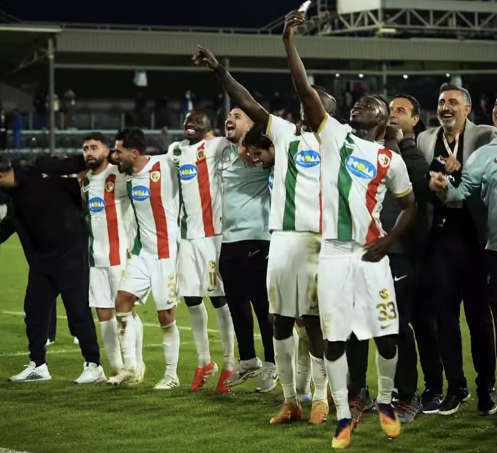 Amedspor Zirve Takibini Sürdürdü: Gol Düellosunda Ümraniyespor’u 4-3 Mağlup Etti