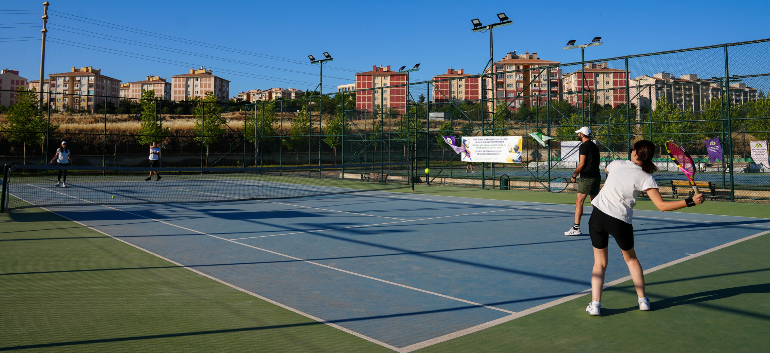 2. Rezan Cup Tenis Turnuvası devam ediyor
